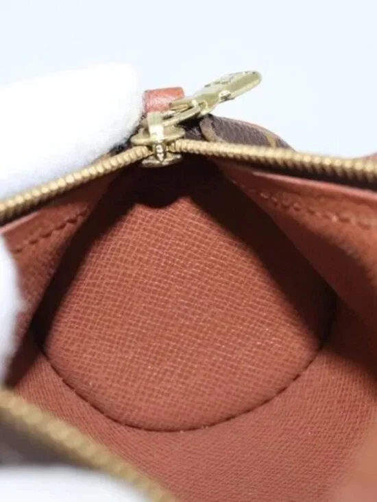 LOUIS VUITTON Monogram Papillon Pouch LV Auth - Picture 13 of 16